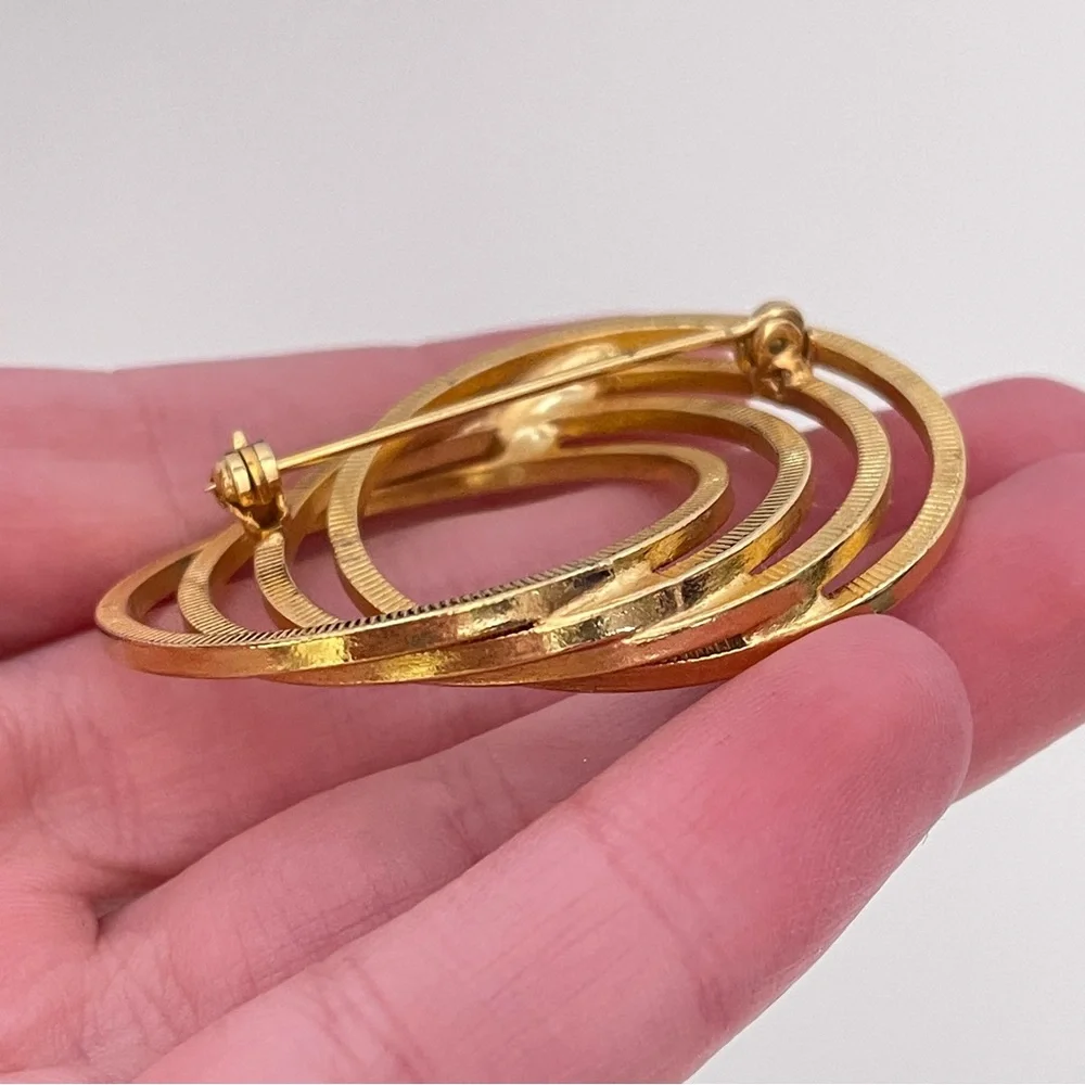 Vintage Heavy Gold Tone Abstract Circle Geometric Statement Retro Brooch / Pin